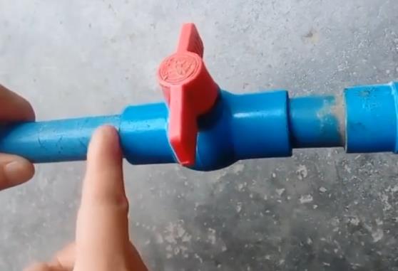 pvc水管閥門更換過程圖，這2個(gè)小方法任你選！