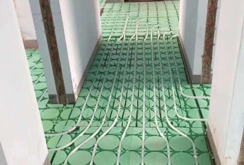 暖氣只關回水閥會爆炸嗎？使用地暖要注意哪些情況？